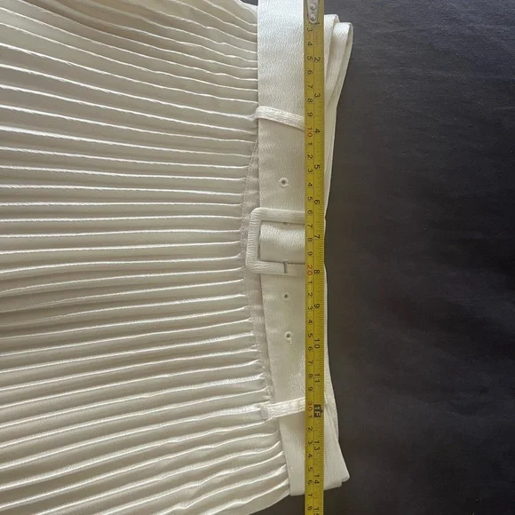 Audrey Hepburn Moon River Cream Satin Pleated Belted Midi Skirt - Picture 11 of 14